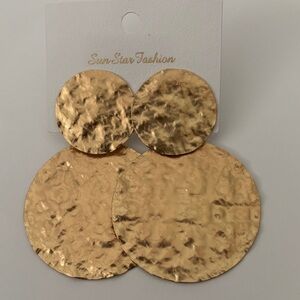 Beautiful gold-tone metal hammered disc dangle stud earrings.